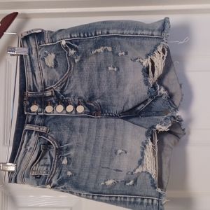 Judy blue distressed shorts NWOT